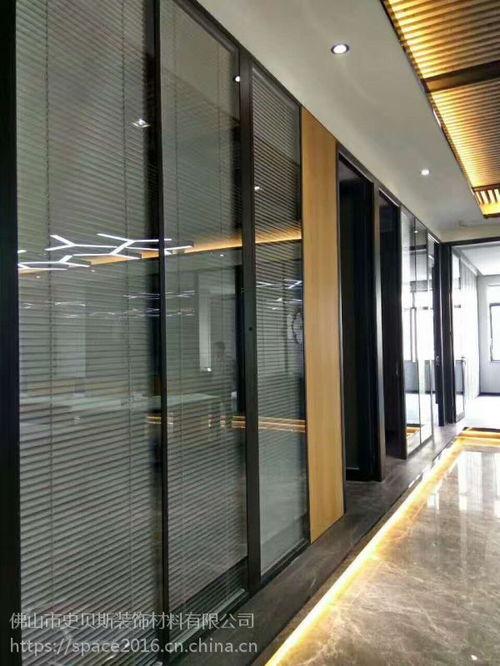 隔断安装视频,轻松掌握家居空间布局技巧